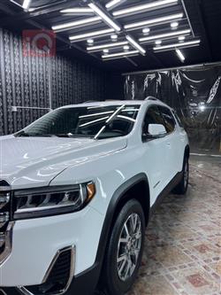 GMC Acadia